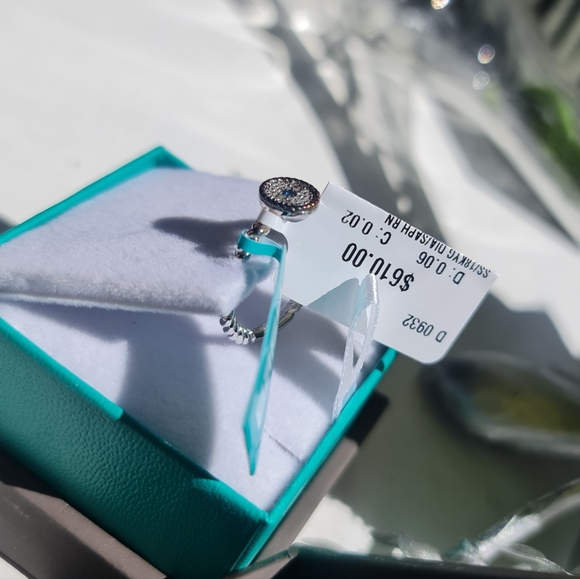 Effy NWTs 18KT Gold Over Sterling Silver Rainbow Diamond and Sapphire Ring - Picture 5 of 9